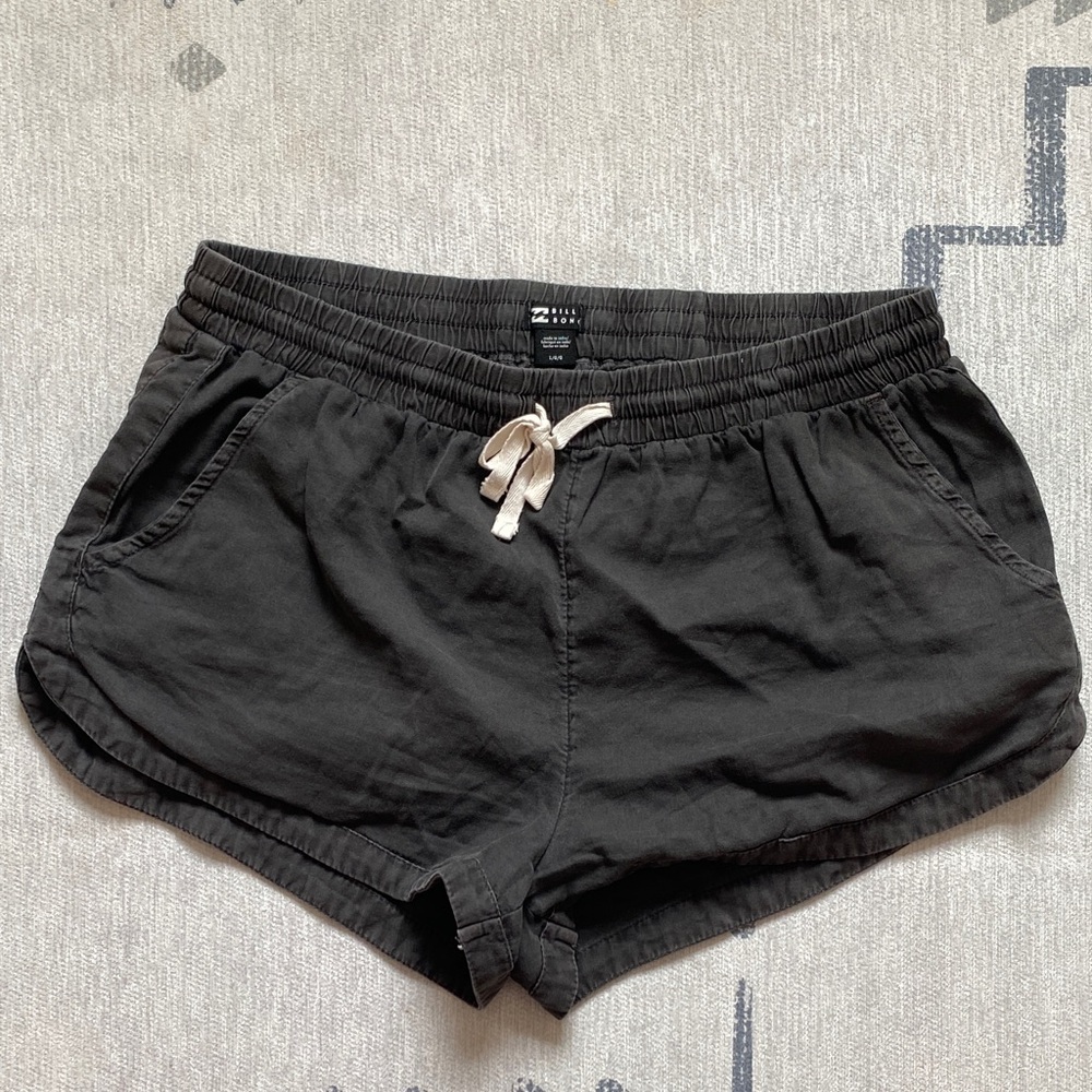 Billabong drawstring shorts